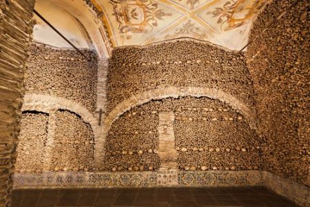 Capela dos Ossos - כנסיית העצמות