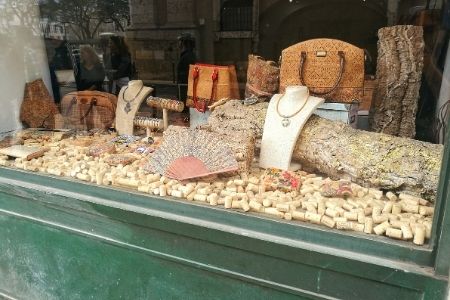 חנות שעם - Cork shop